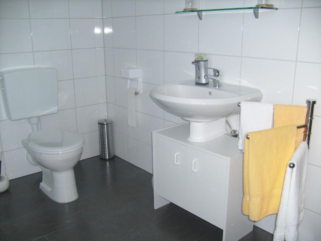Apartment Adam Bechenheim Chambre photo